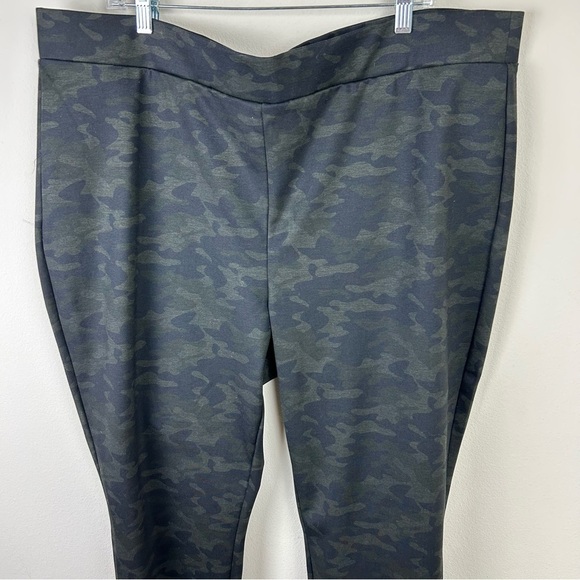 NYDJ Pull-on Urban Camo Ponte Leggings size: 22W - Picture 6 of 11
